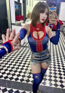 Mindy-Stolk-แมงมุม