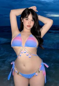 Sasithon-Thawanvenusphan-ชุดสวย