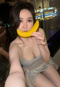 Suchaya-Srimaungmar-กล้วย Suchaya-Srimaungmar-กล้วย