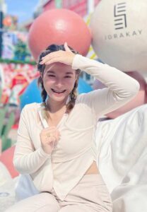 Bowky-เน็ตไอดอลถักเปีย Bowky-เน็ตไอดอลถักเปีย