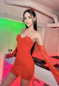 Koraphat-เน็ตไอดอลสายปาร์ตี้