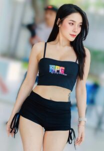 Zyne-Pohnphimonz-สาวเก๋