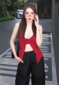 jenniie-Thamonphak-สวยเกินต้าน