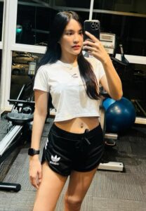 Nadear-เน็ตไอดอลสาวสวย