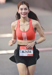 Porntaprewee-Sripreserth-สายวิ่ง