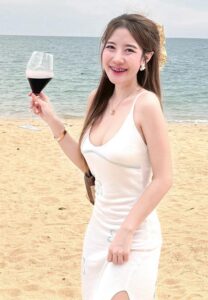 Nut-จิบไวท์