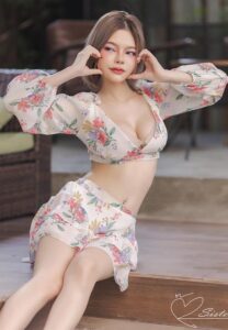 Saranya-สาวสวย