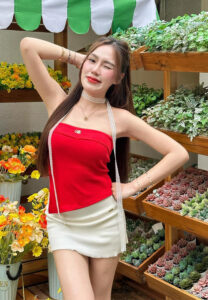 Siriwanwadi-ชุดเกาะอกแดง Siriwanwadi-ชุดเกาะอกแดง