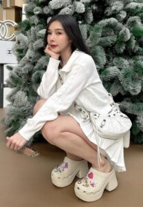 Tiity-Tiity-ชุดสาว