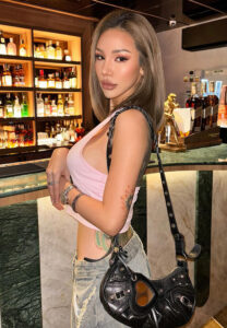 Chalinee-เเน็ตไอดอล