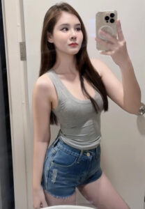 Sarinya-Aum-เซลฟี่