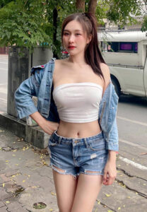 Panchanok-ชุดยีนส์