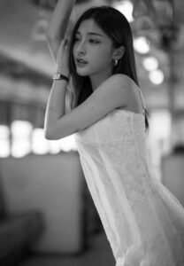 Donut-Natthicha-ขาวดำ