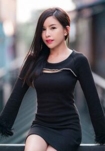 Jne-Jne-สาวสวย