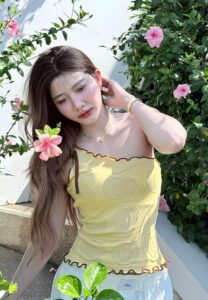 Natchanicha-Arino-ดอกไม้สวน