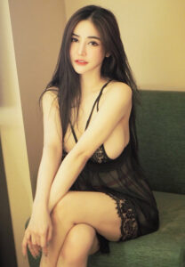 จิรารัตน์-ชานันโท-ชุดดำ