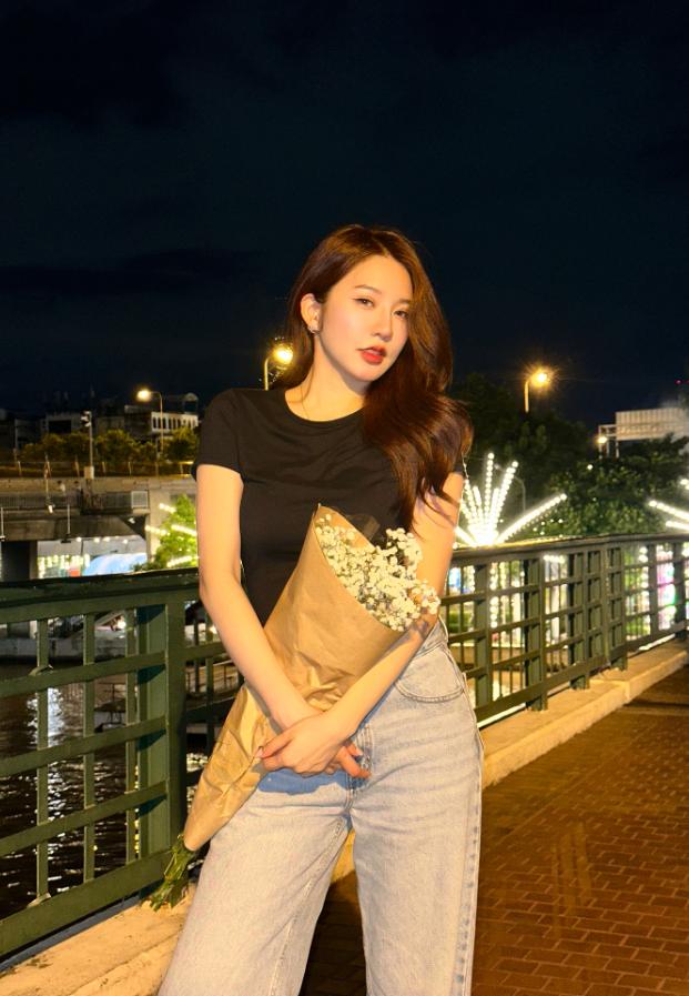 Patcharin C. สาวสวยงานดี ทรงเสน่ห์ หนึ่งในสมาชิกวงเกิร์ลกรุ๊ป G ERA