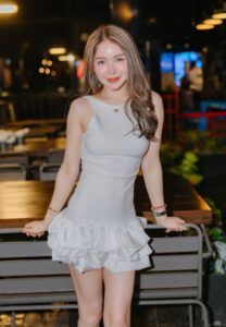 Punchy Alinras-Pretty Punchy Alinras-Pretty