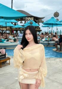 NungNing Alisa-017-Elegant