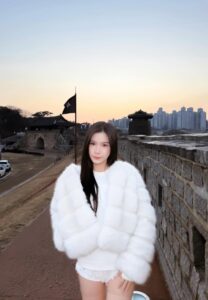 NungNing Alisa-020-Charming