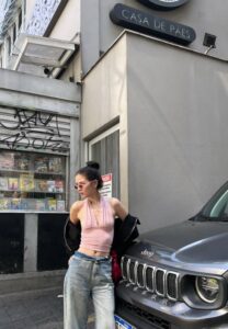 คริสติน กุลสตรี-001-Charming