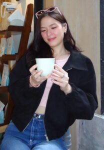 คริสติน กุลสตรี-009-Pretty