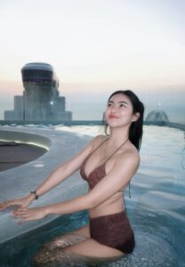 Venus-021-Breathtaking