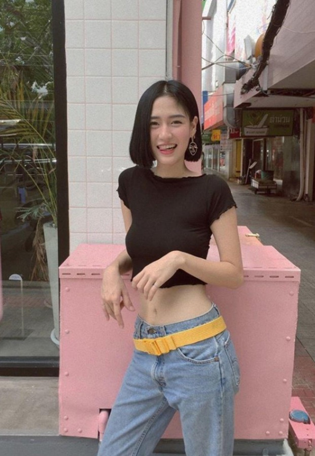 เกรซ บูชิตา โค้ววิลัยแสง เน็ตไอดอลสาวหมวยสุดฮอตในลุคสดใส